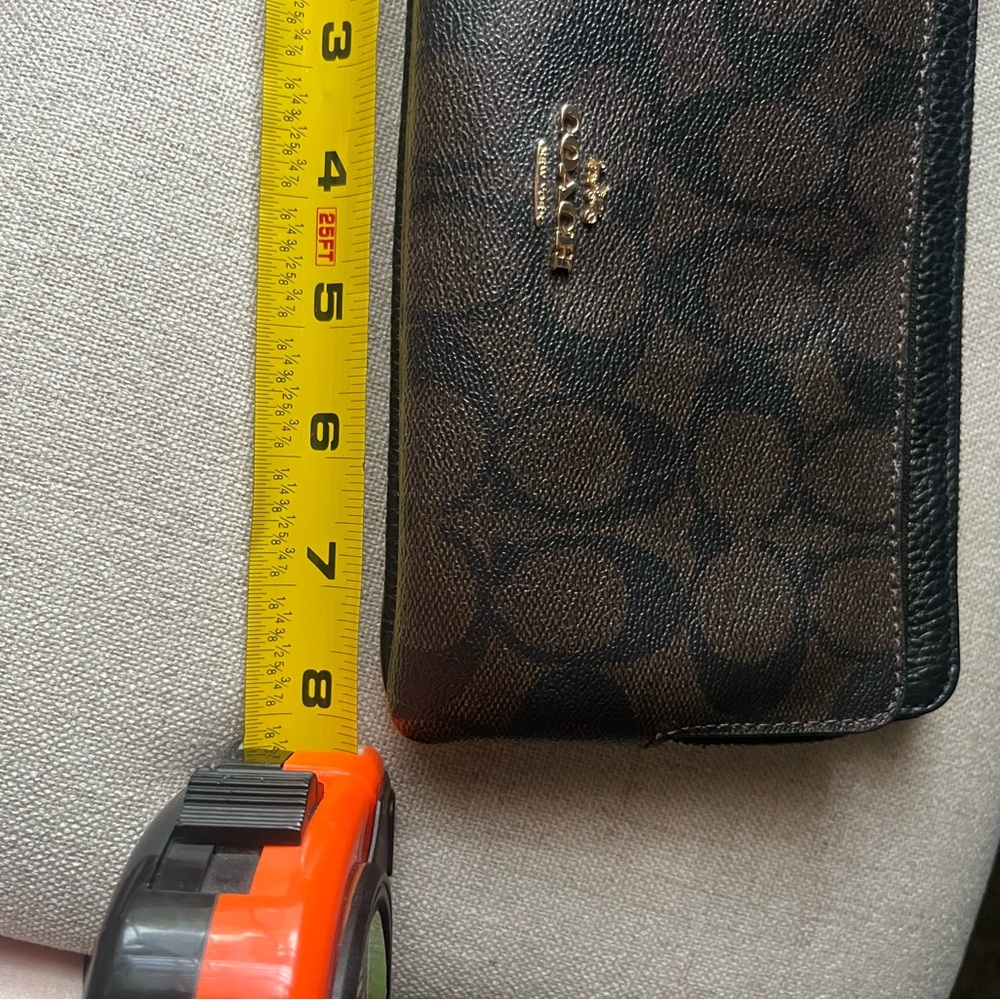 Coach Signature Brown Pebbled Leather Wristlet - Picture 4 of 13